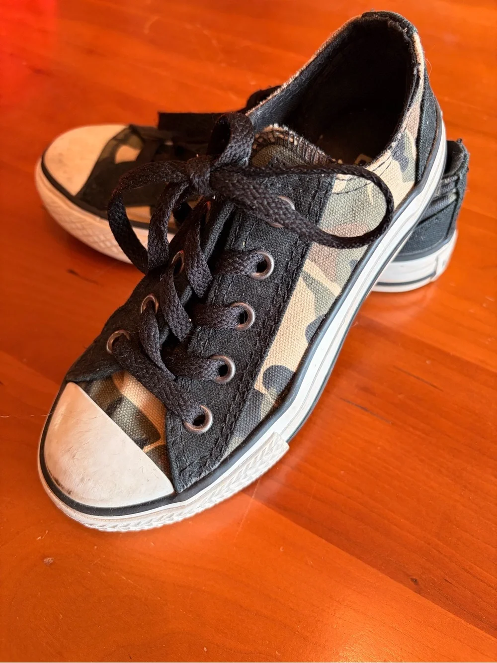 Converse Kids Camo Low-Top Sneakers - Black & Green